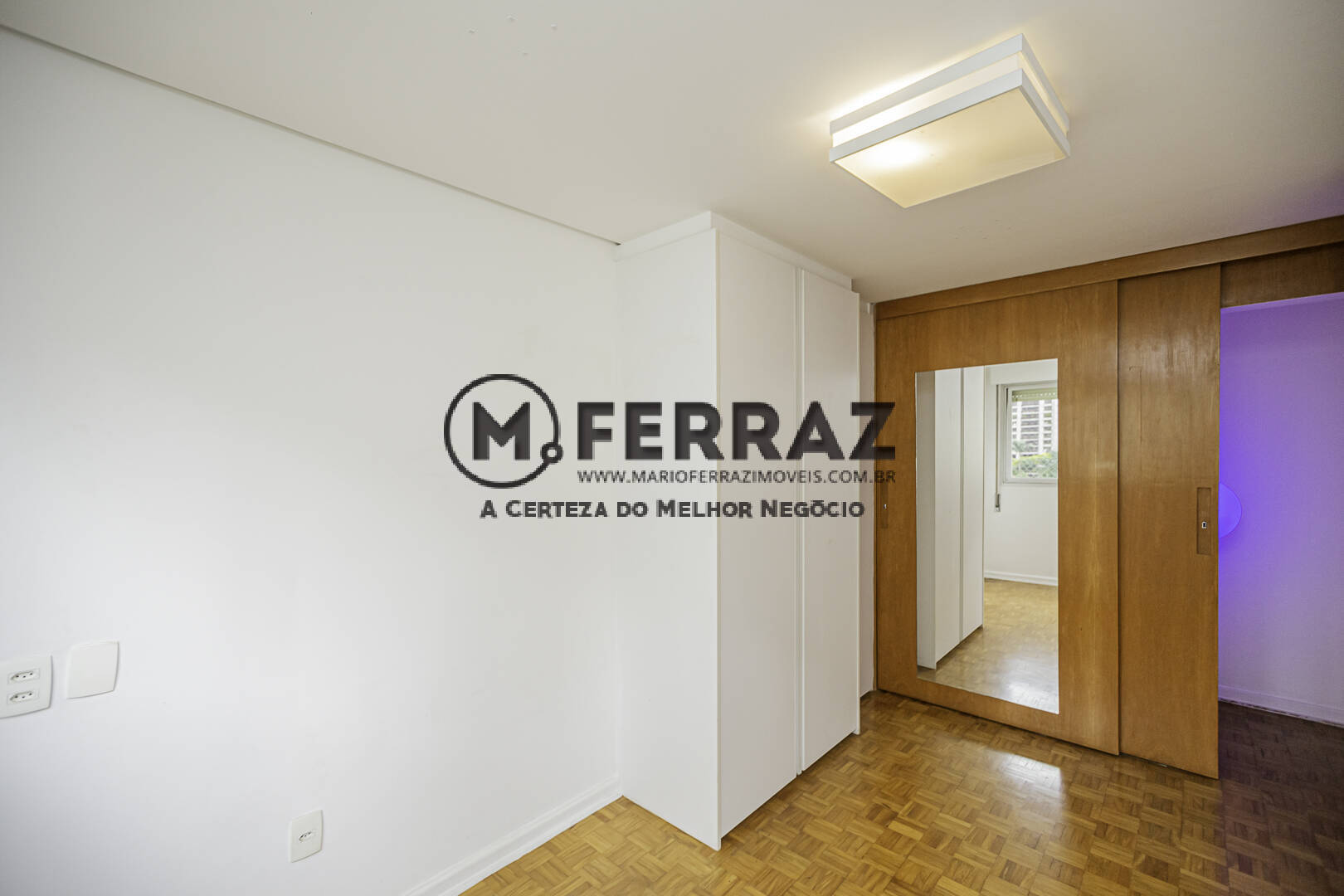 Apartamento à venda com 3 quartos, 137m² - Foto 23