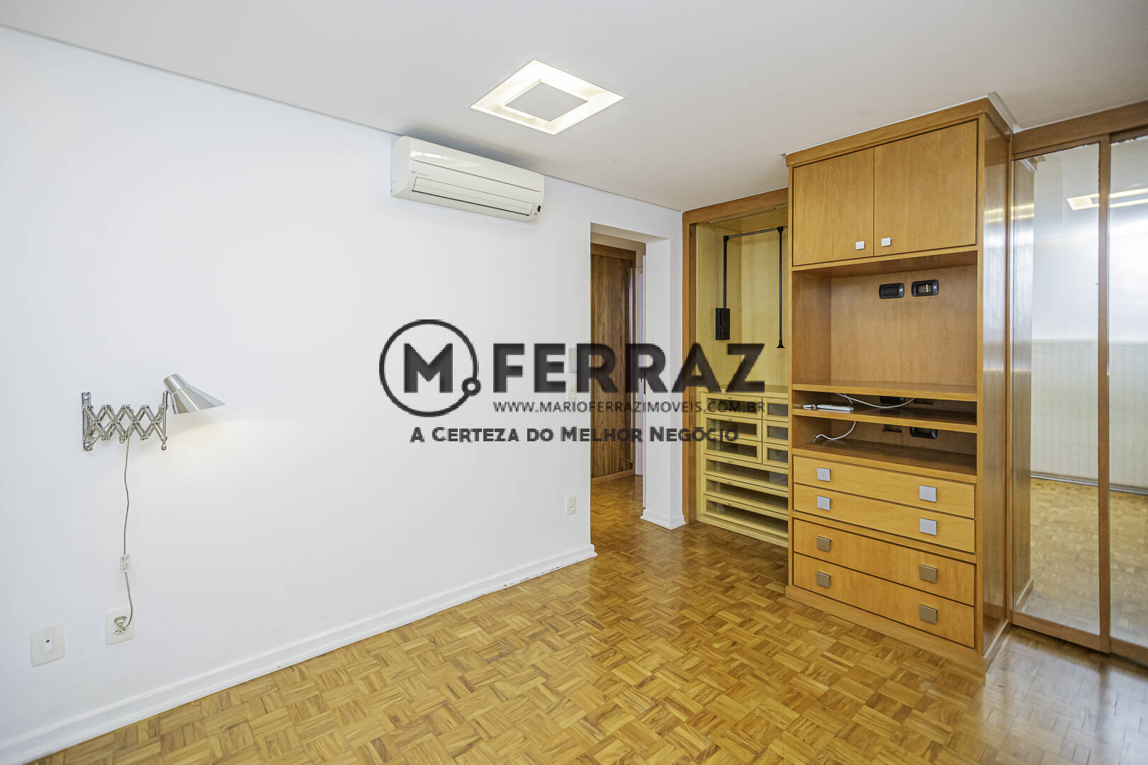 Apartamento à venda com 3 quartos, 137m² - Foto 30