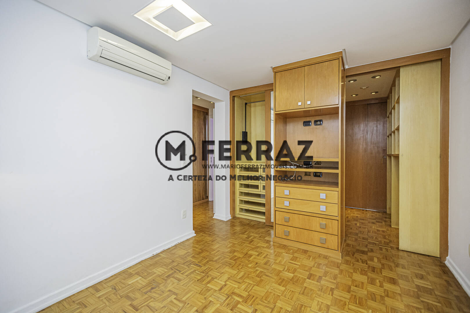 Apartamento à venda com 3 quartos, 137m² - Foto 33