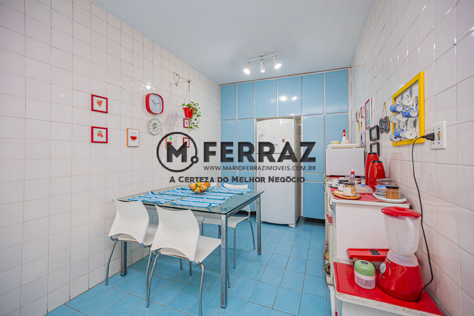 Apartamento à venda com 3 quartos, 150m² - Foto 11