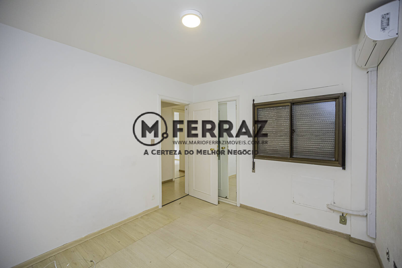 Apartamento para alugar com 4 quartos, 250m² - Foto 21