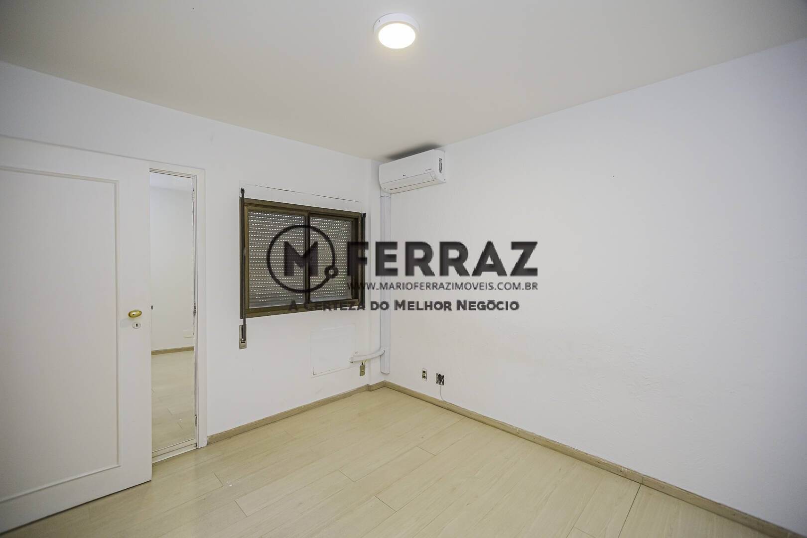 Apartamento para alugar com 4 quartos, 250m² - Foto 22