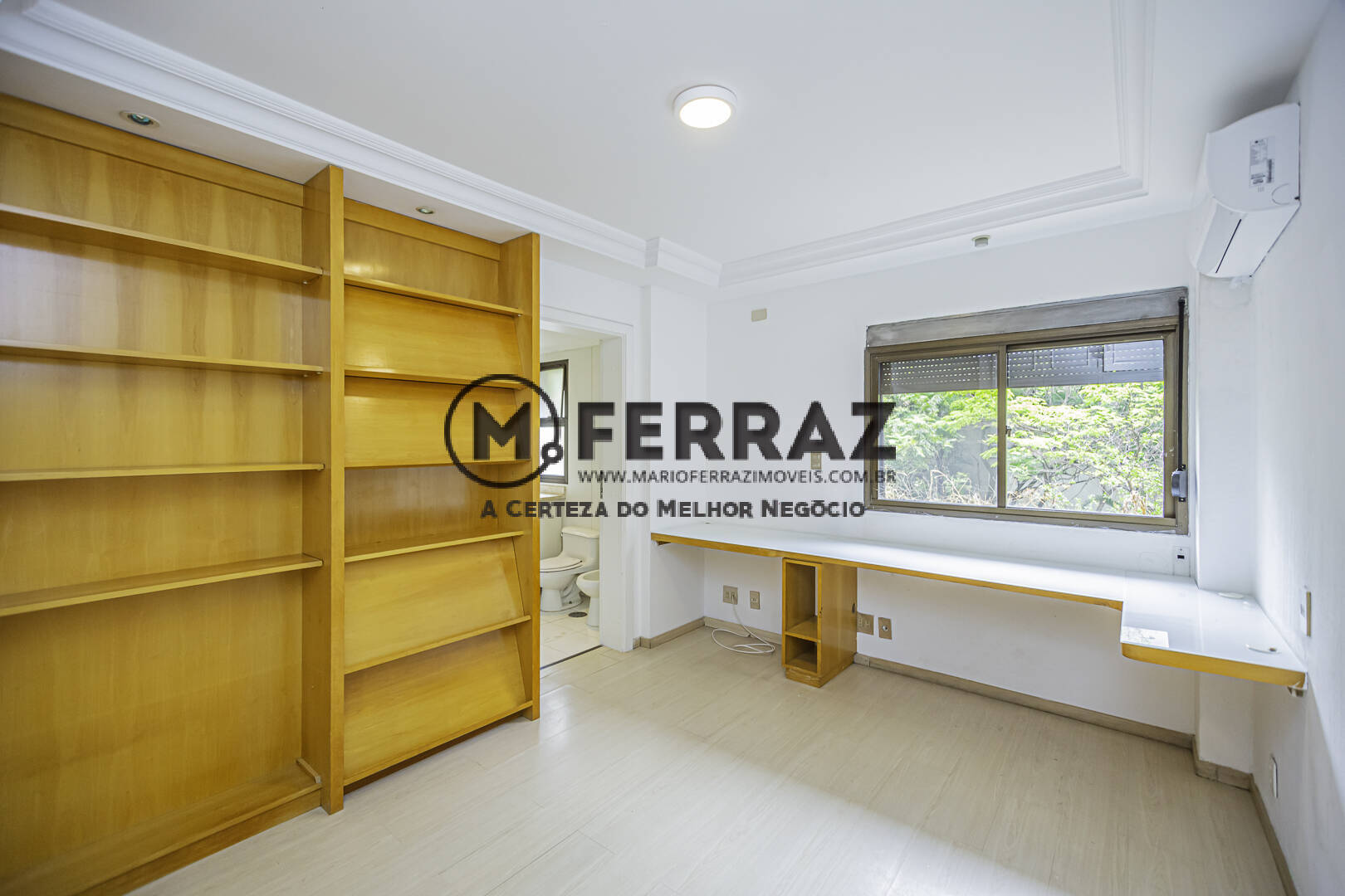 Apartamento para alugar com 4 quartos, 250m² - Foto 23