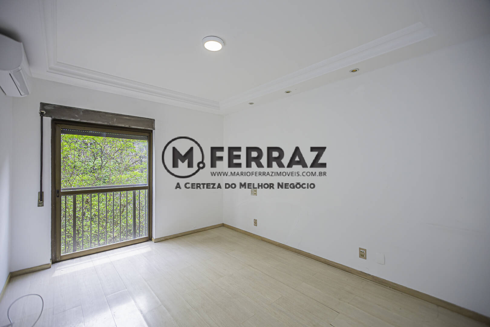 Apartamento para alugar com 4 quartos, 250m² - Foto 28