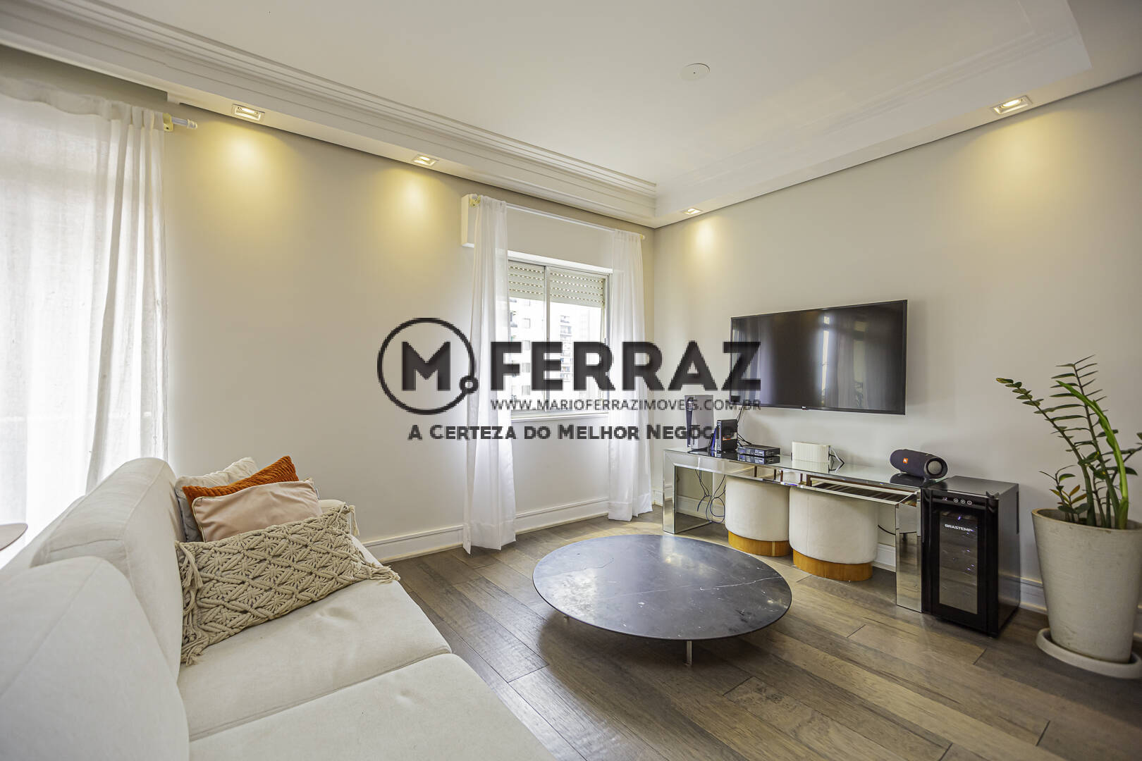 Apartamento à venda e aluguel com 1 quarto, 95m² - Foto 5