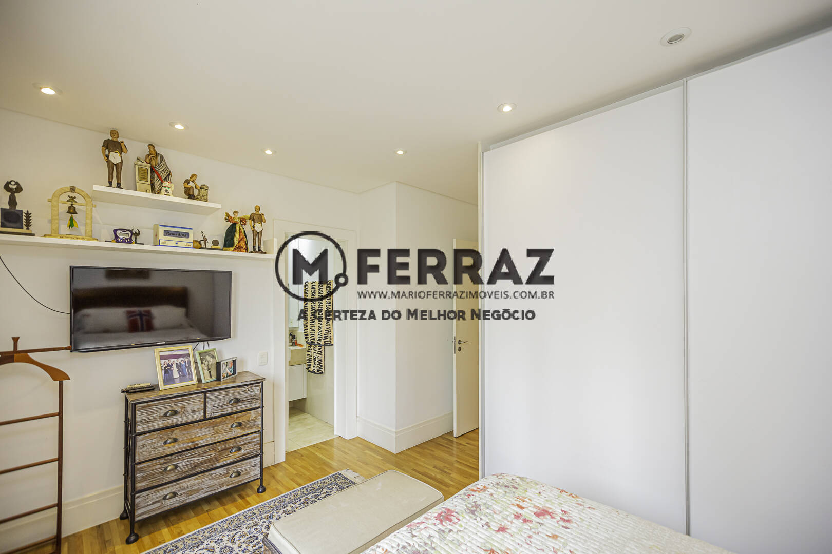 Apartamento à venda com 4 quartos, 310m² - Foto 33