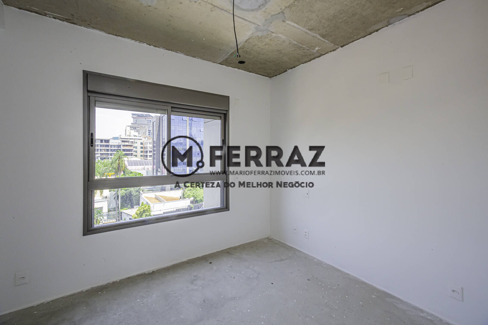 Apartamento à venda com 3 quartos, 256m² - Foto 13