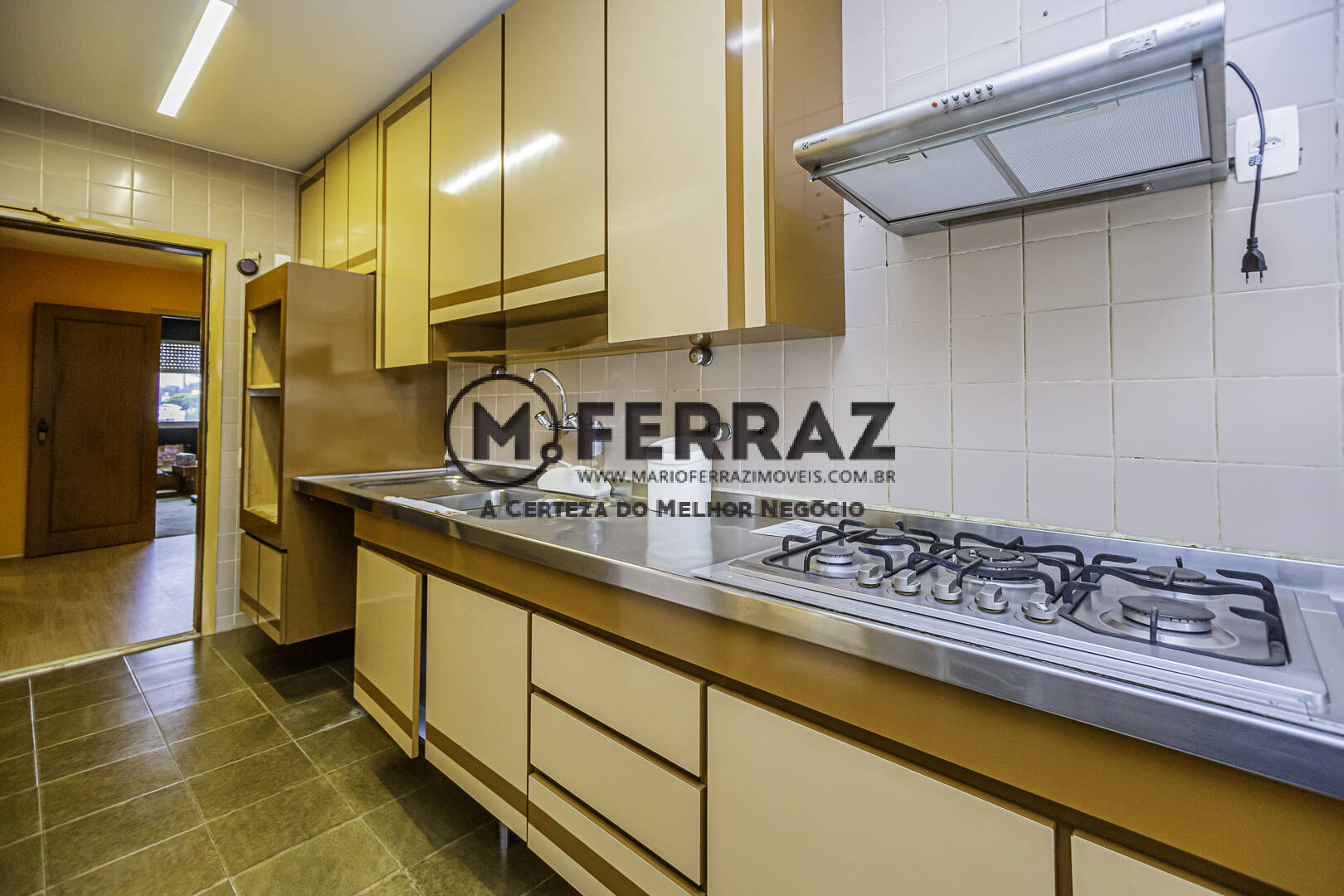 Apartamento à venda com 4 quartos, 260m² - Foto 13