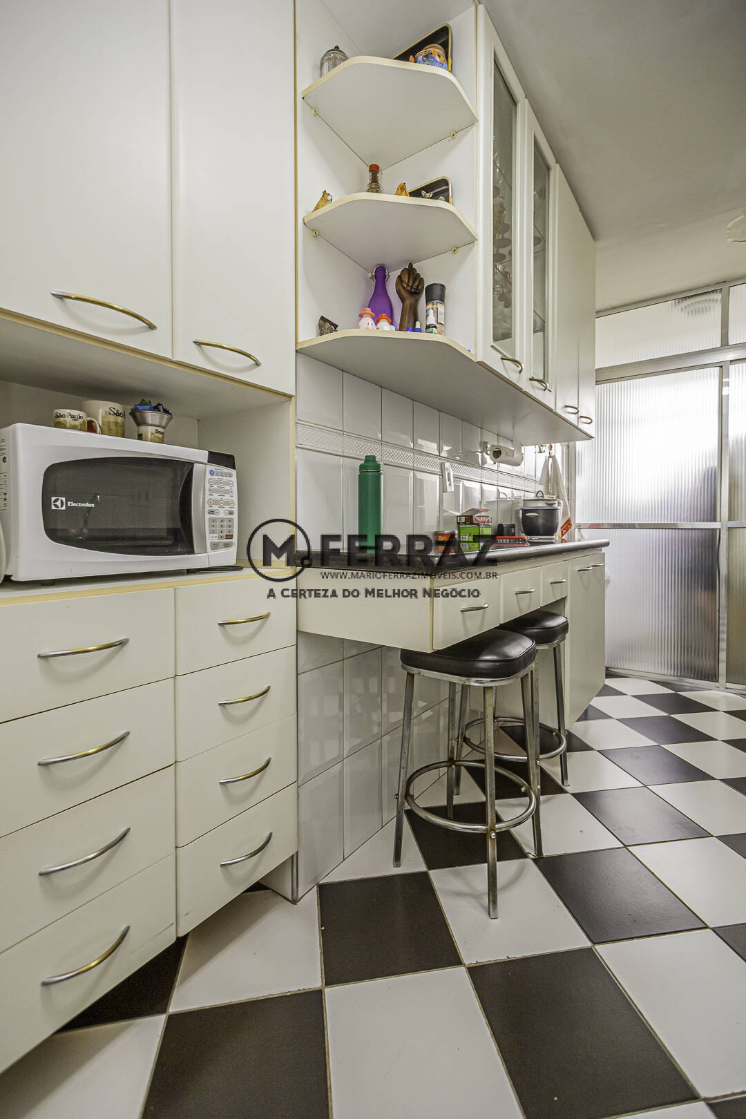 Apartamento à venda com 3 quartos, 90m² - Foto 17