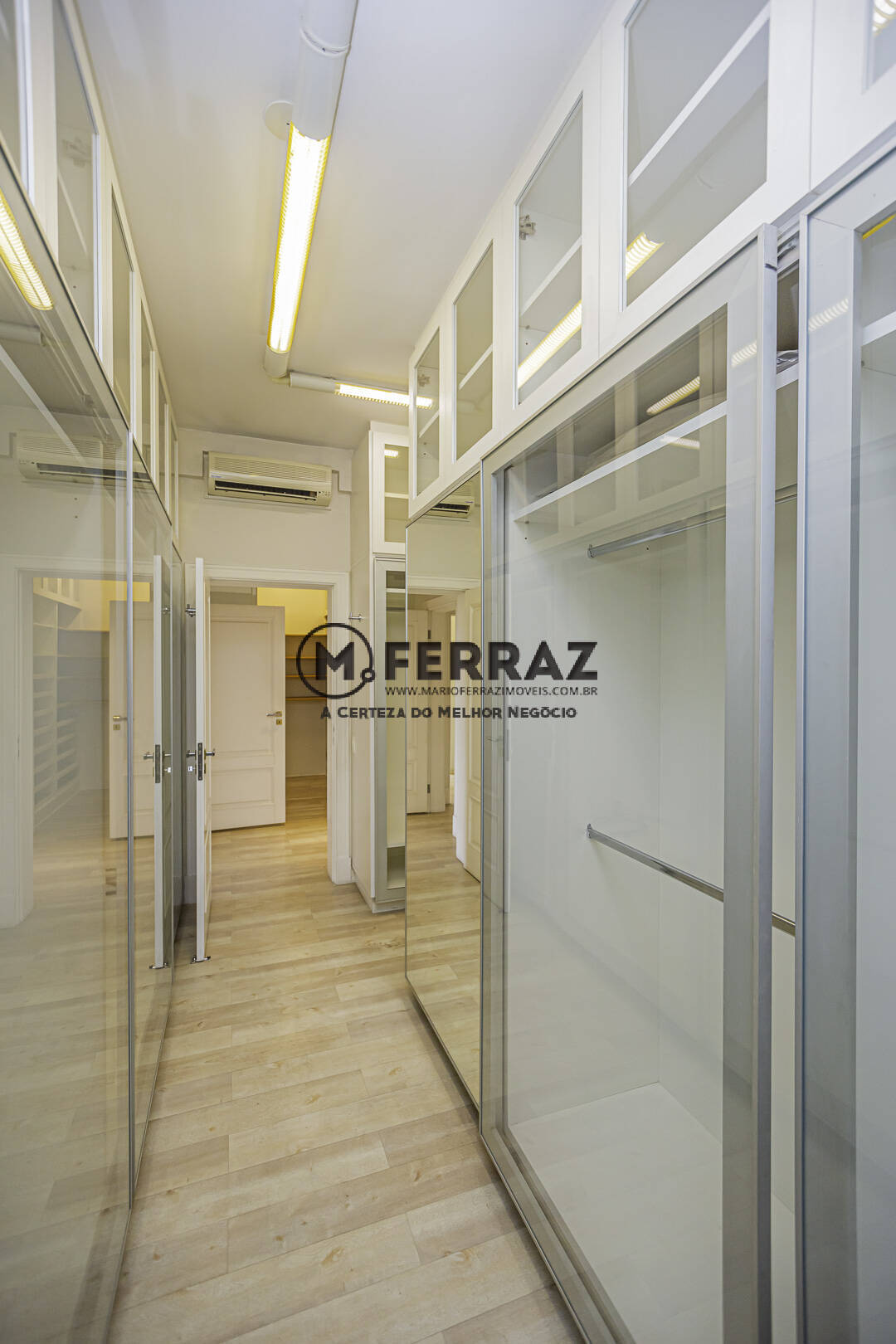 Apartamento à venda com 4 quartos, 440m² - Foto 32