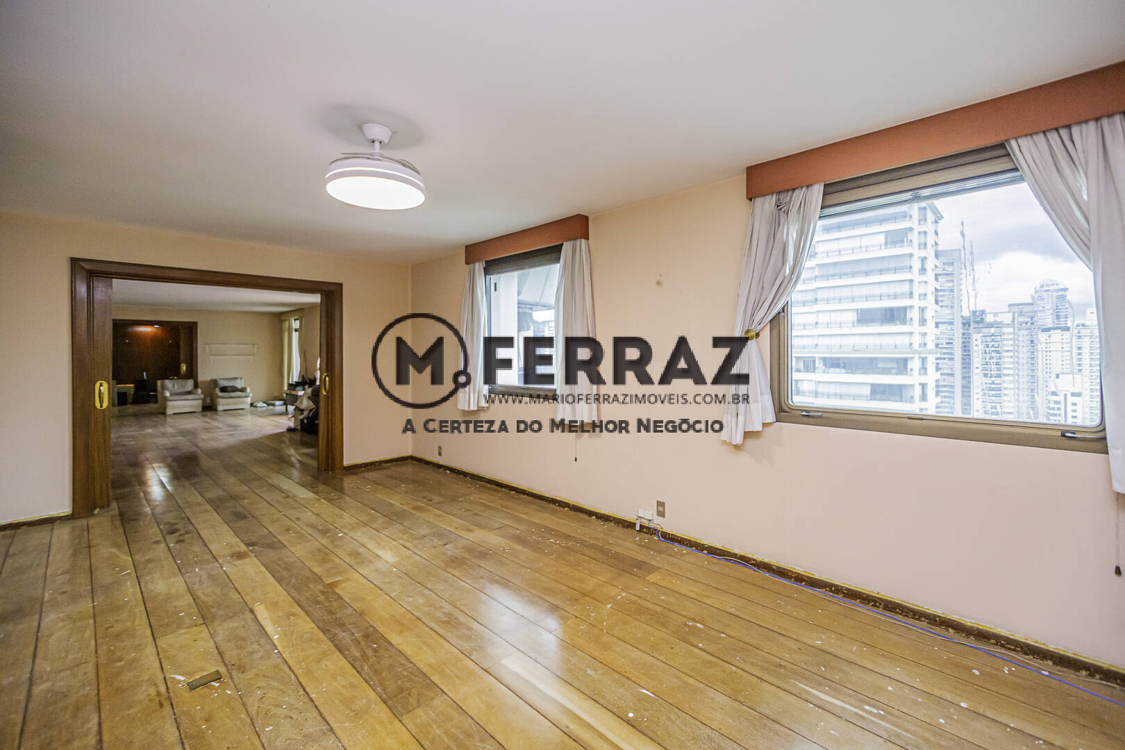 Apartamento à venda com 4 quartos, 350m² - Foto 11