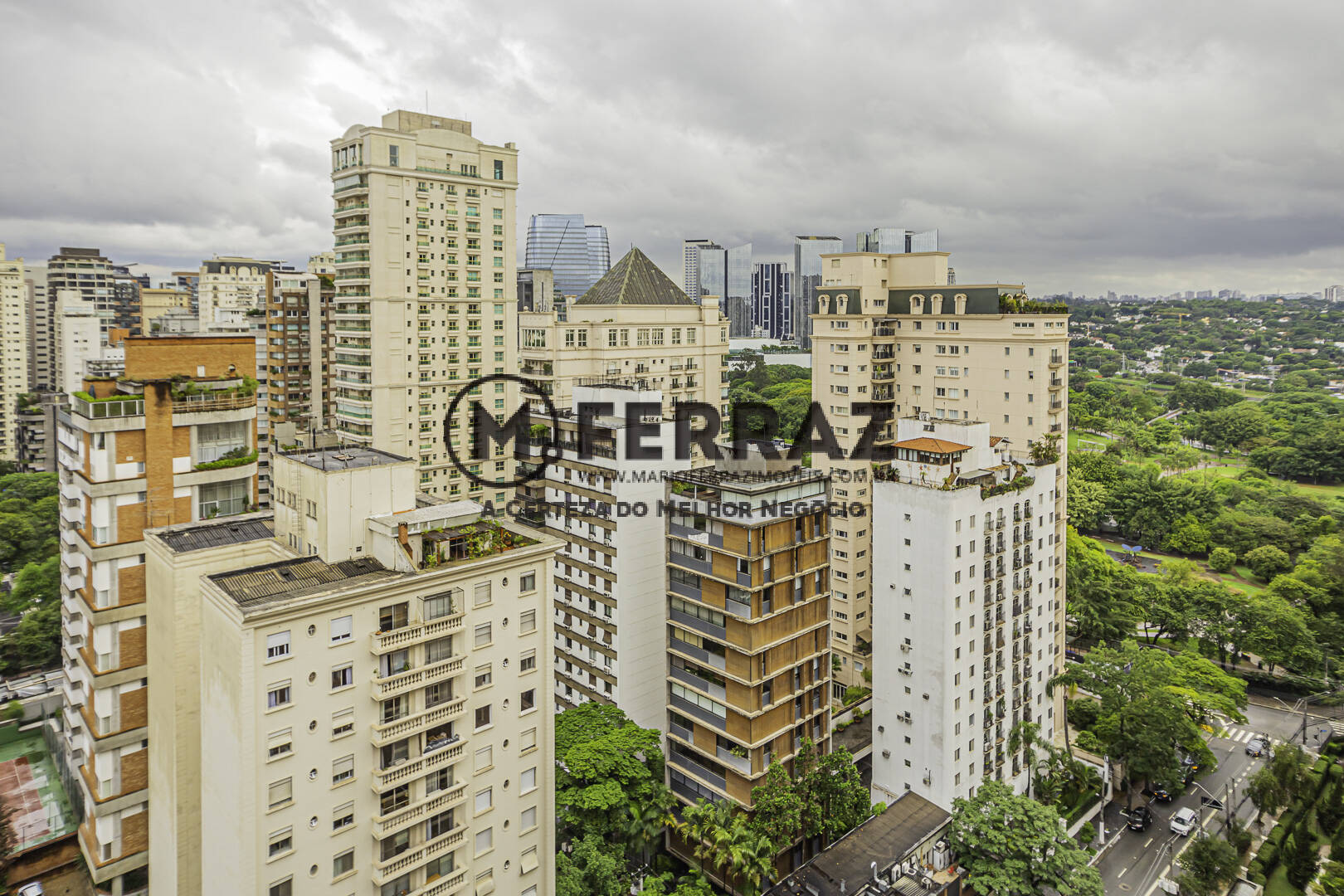 Apartamento à venda com 4 quartos, 350m² - Foto 15