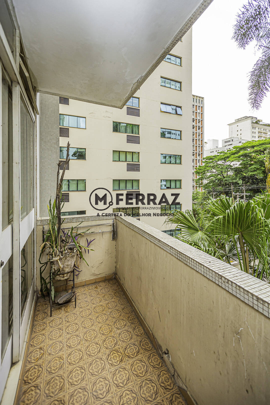 Apartamento à venda com 3 quartos, 207m² - Foto 7