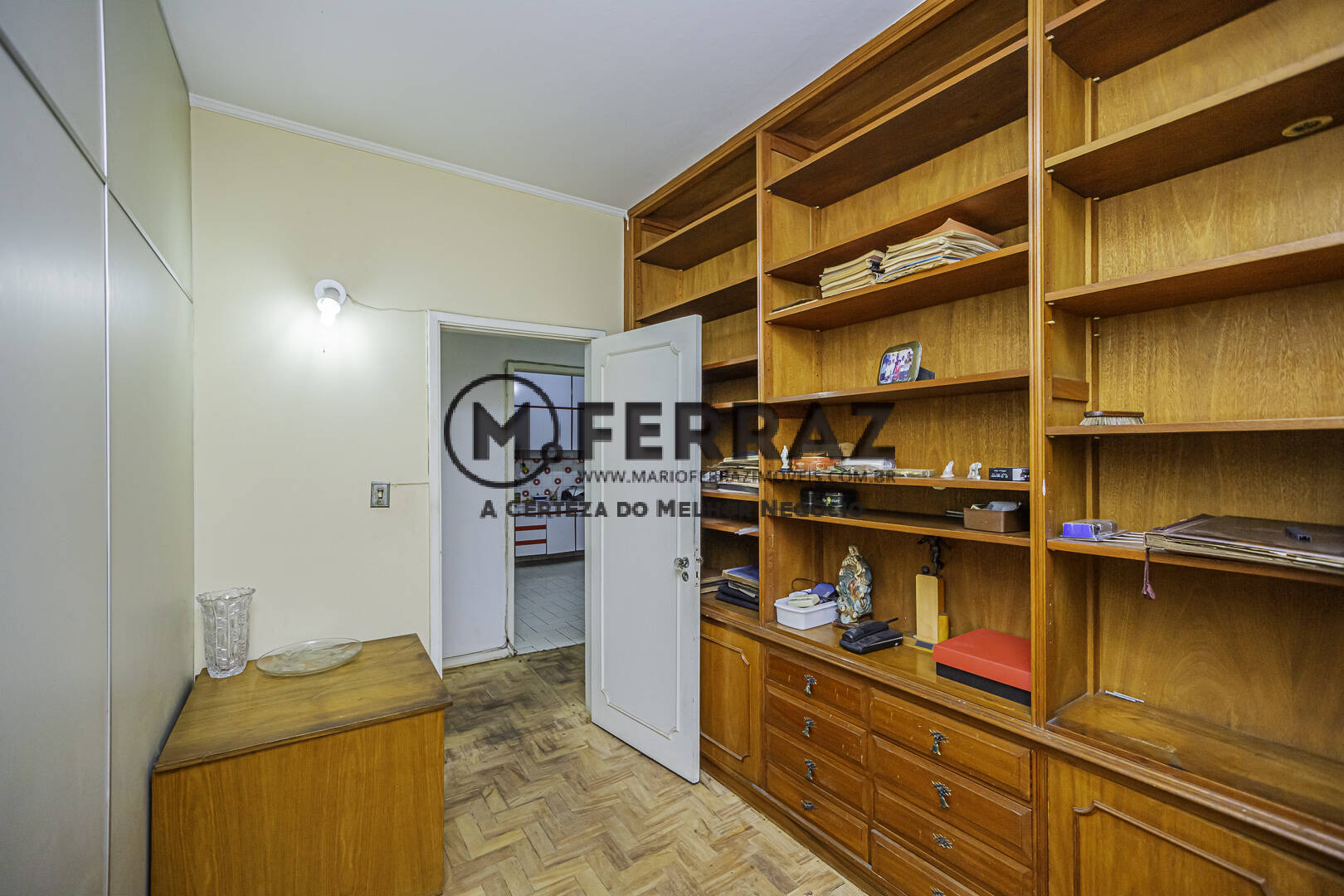 Apartamento à venda com 3 quartos, 207m² - Foto 23