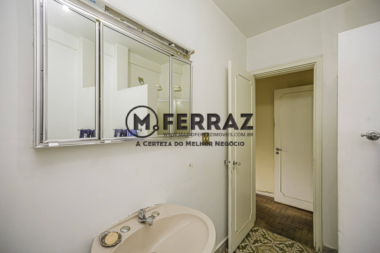 Apartamento à venda com 3 quartos, 207m² - Foto 28