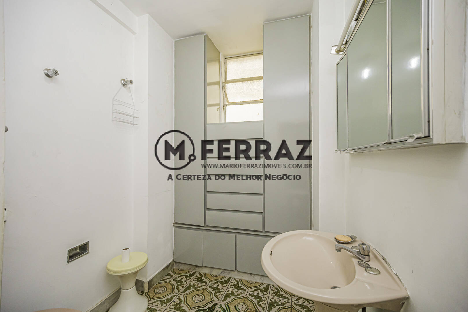 Apartamento à venda com 3 quartos, 207m² - Foto 27