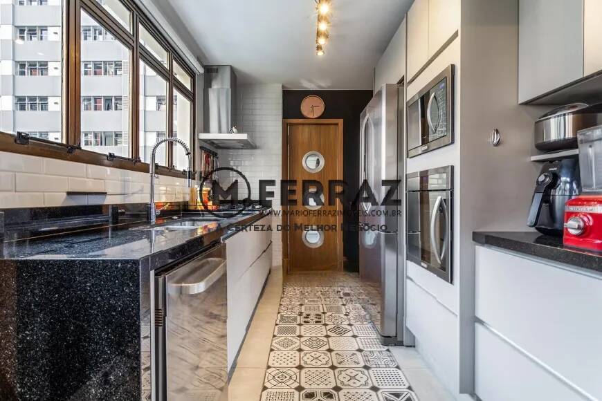 Apartamento à venda com 3 quartos, 190m² - Foto 10