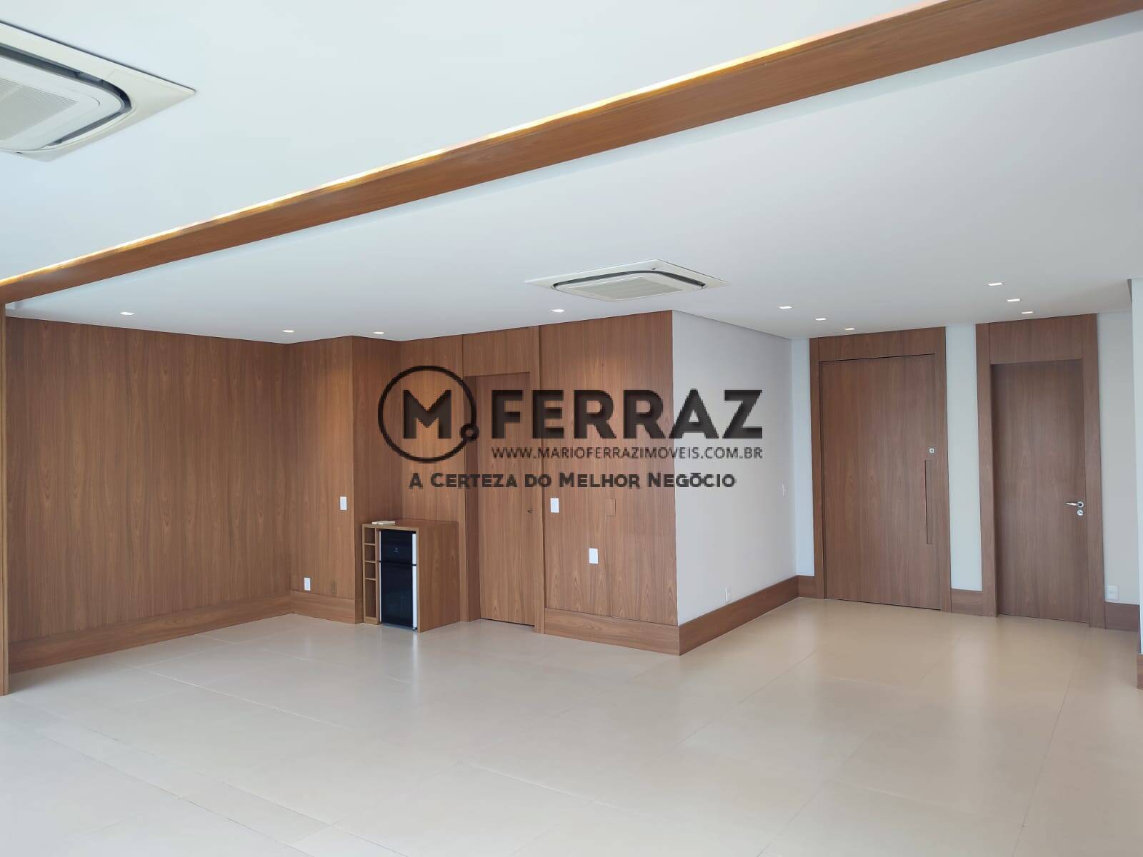 Apartamento para alugar com 2 quartos, 274m² - Foto 4