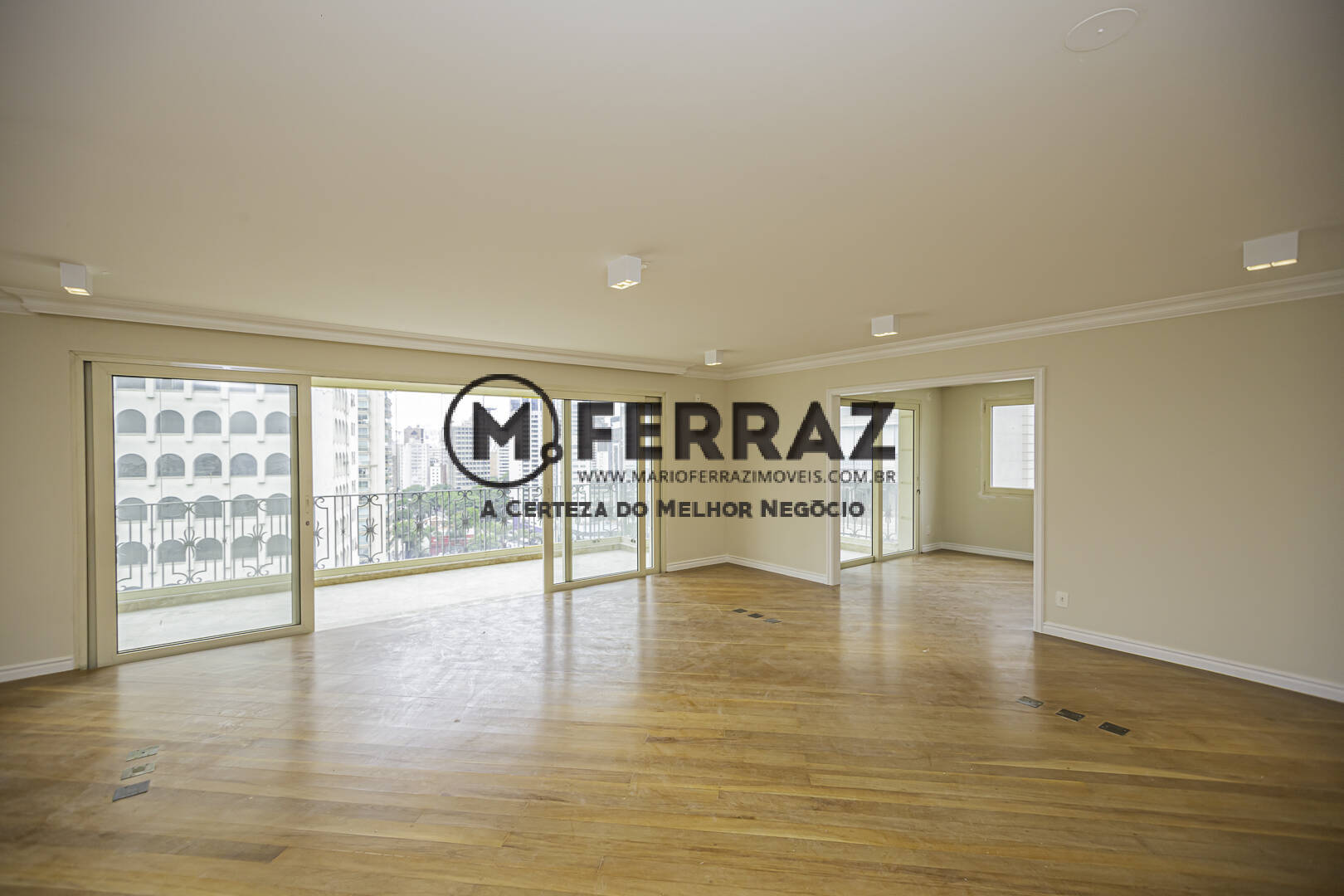 Apartamento à venda com 3 quartos, 278m² - Foto 3