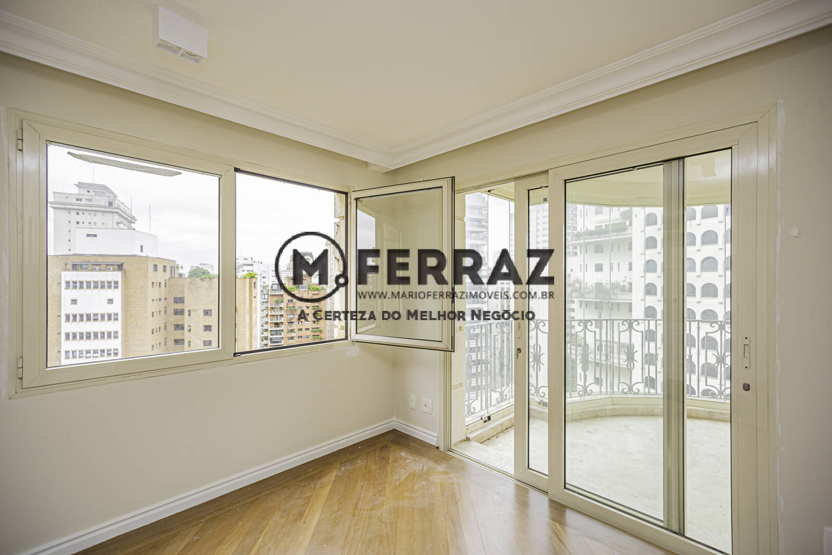 Apartamento à venda com 3 quartos, 278m² - Foto 7