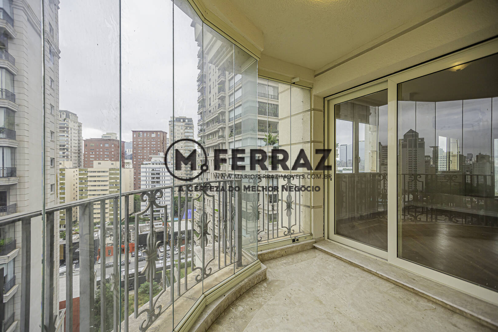 Apartamento à venda com 3 quartos, 278m² - Foto 8