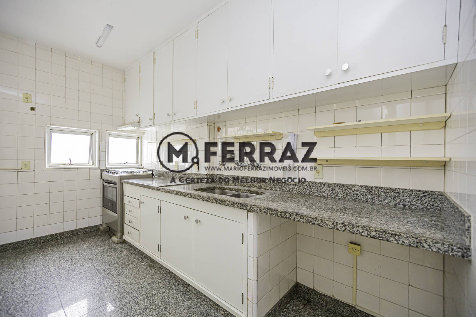 Apartamento à venda com 3 quartos, 130m² - Foto 8