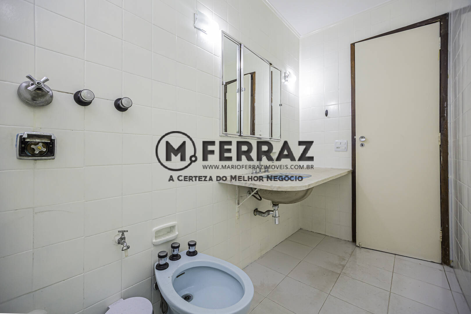 Apartamento à venda com 3 quartos, 130m² - Foto 12