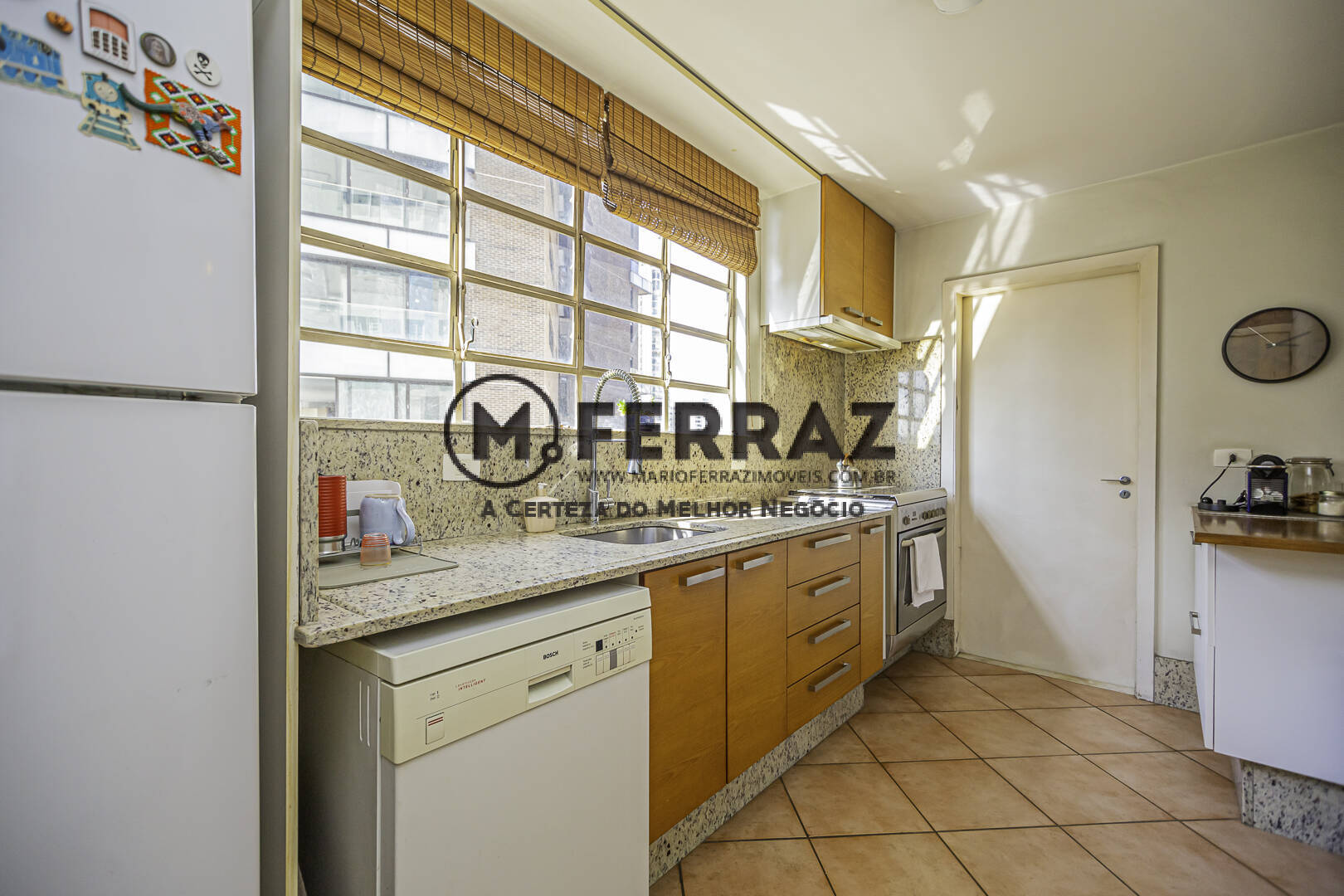 Apartamento à venda com 3 quartos, 194m² - Foto 20