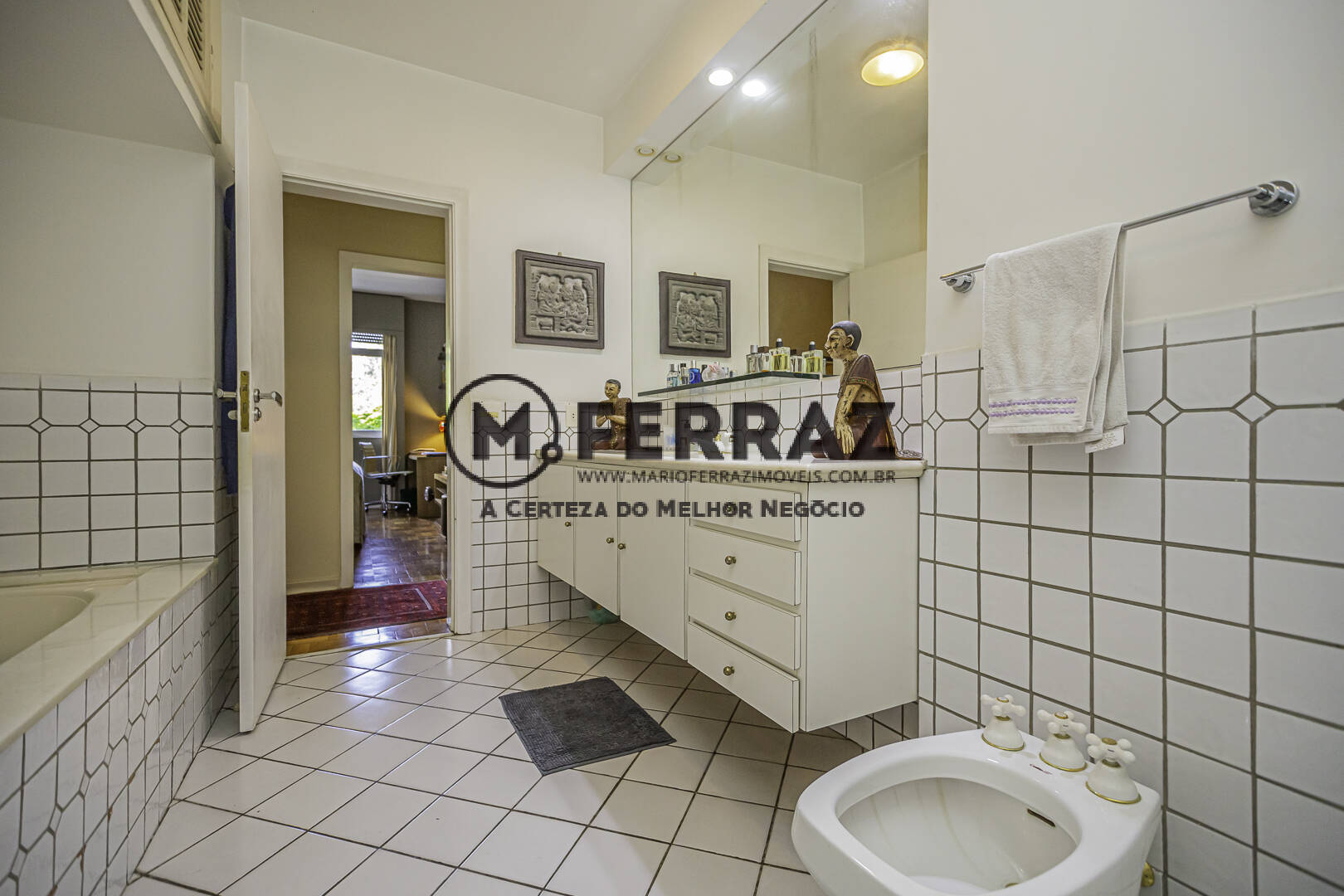 Apartamento à venda com 3 quartos, 194m² - Foto 27