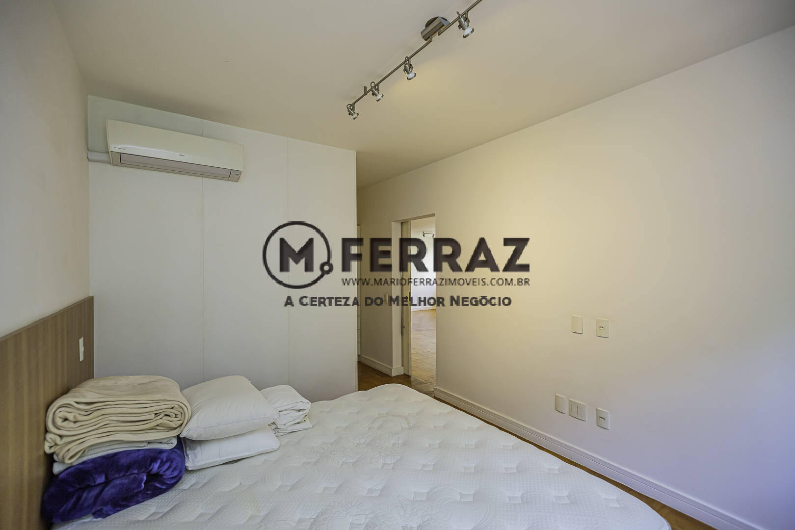 Apartamento à venda com 2 quartos, 145m² - Foto 17