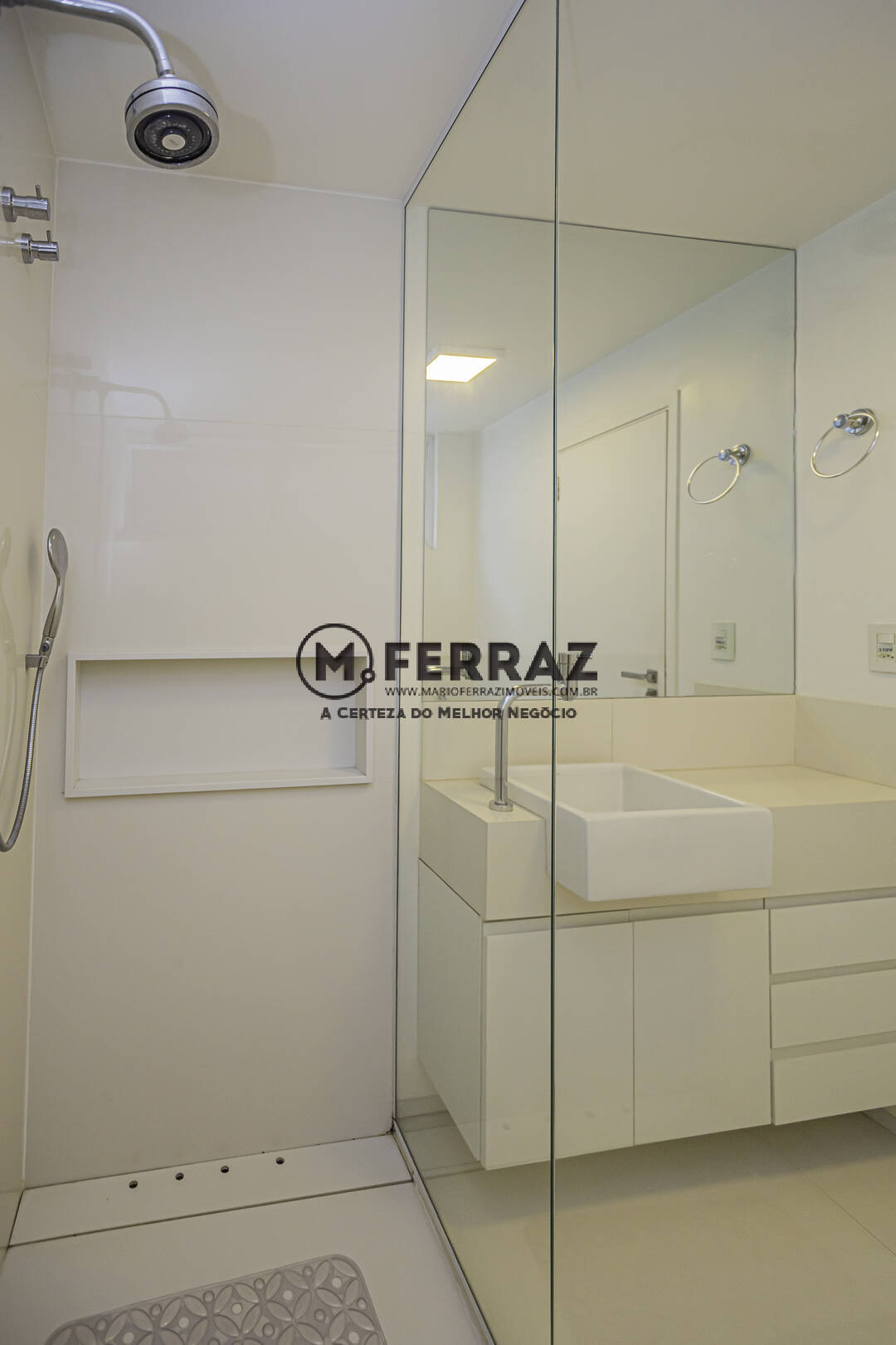 Apartamento à venda com 2 quartos, 145m² - Foto 22