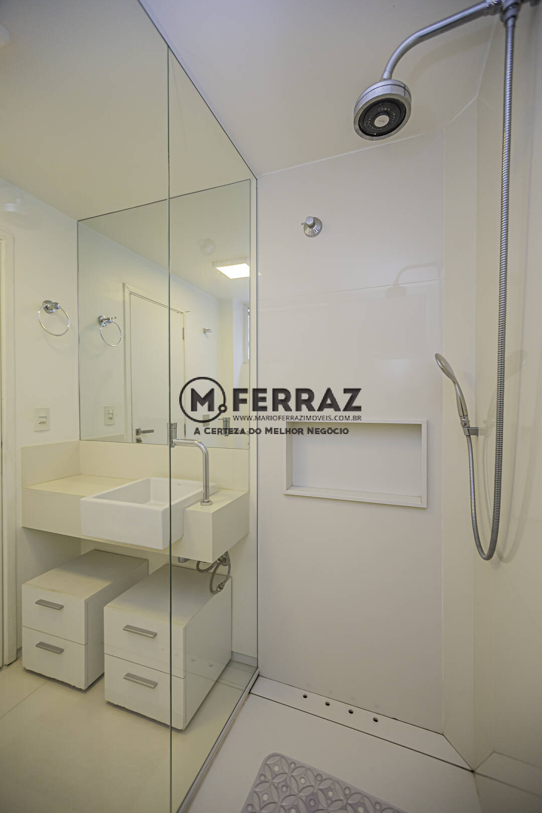 Apartamento à venda com 2 quartos, 145m² - Foto 44