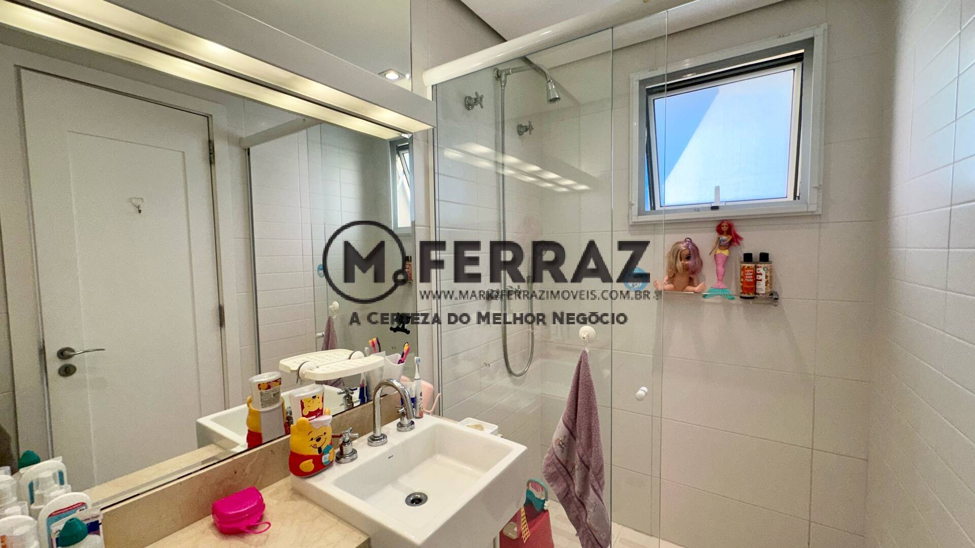 Apartamento à venda com 3 quartos, 223m² - Foto 31