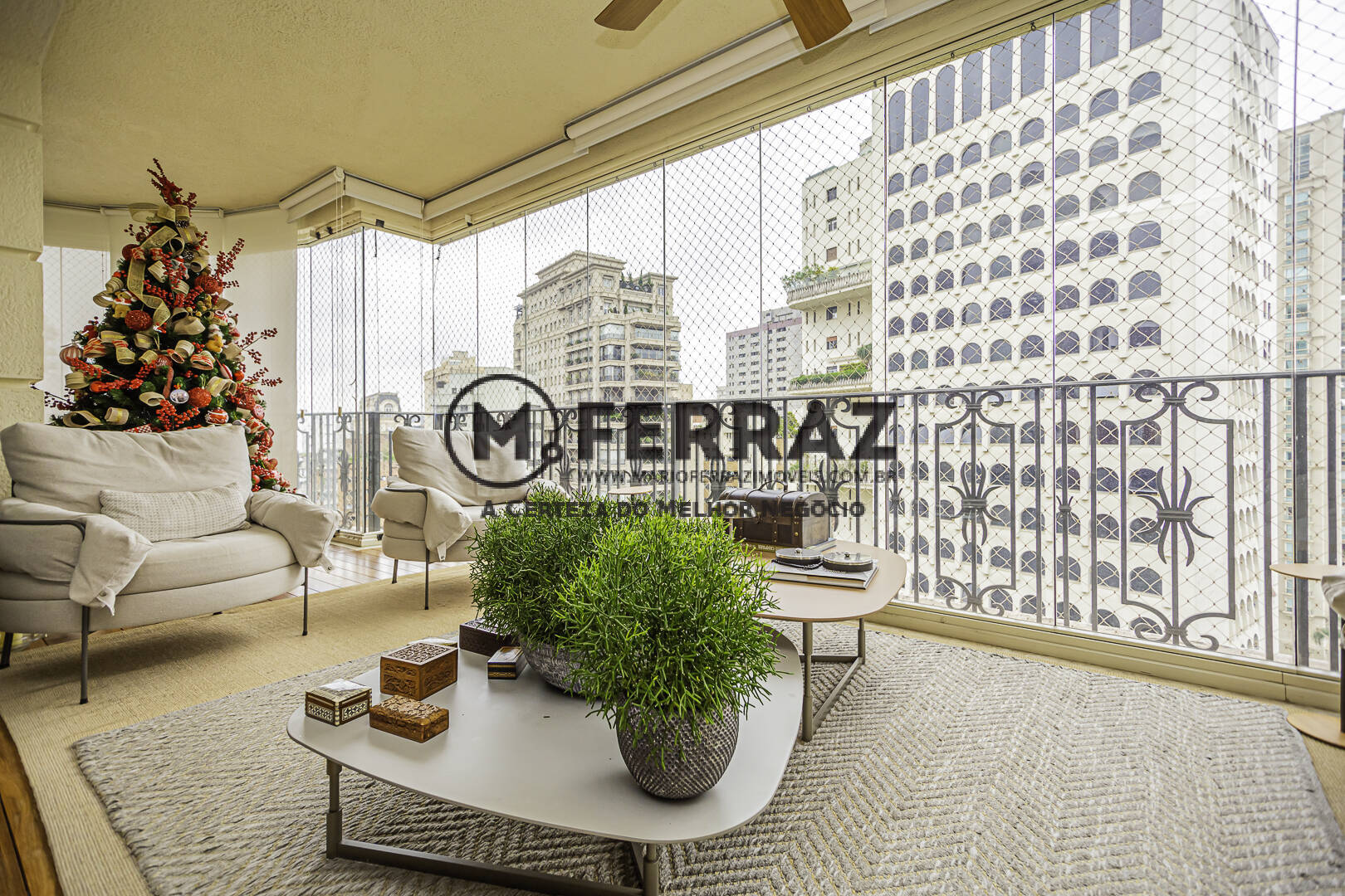 Apartamento à venda e aluguel com 3 quartos, 296m² - Foto 2