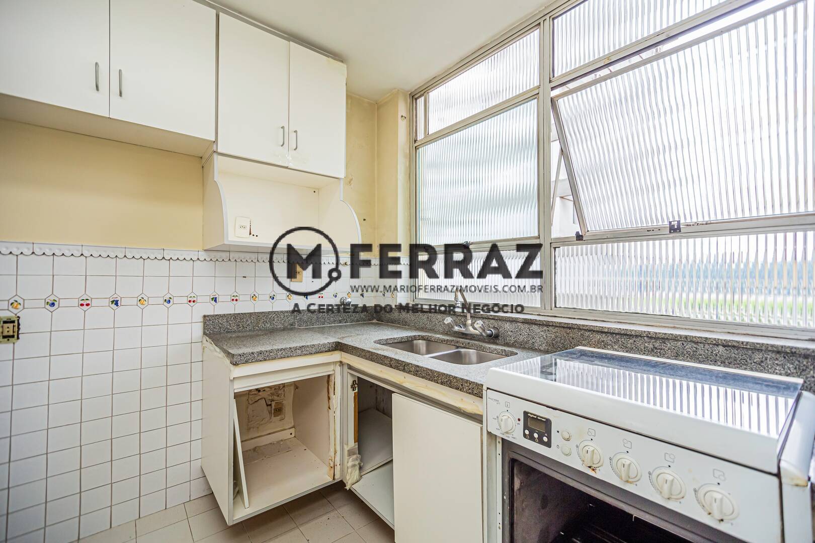 Apartamento para alugar com 3 quartos, 100m² - Foto 12