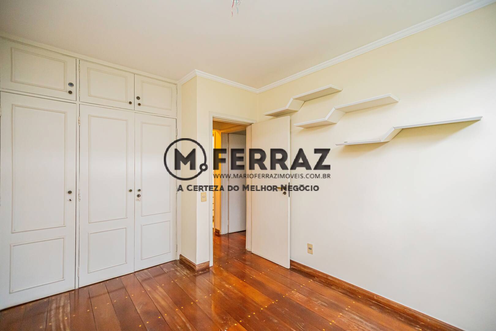 Apartamento para alugar com 3 quartos, 100m² - Foto 17