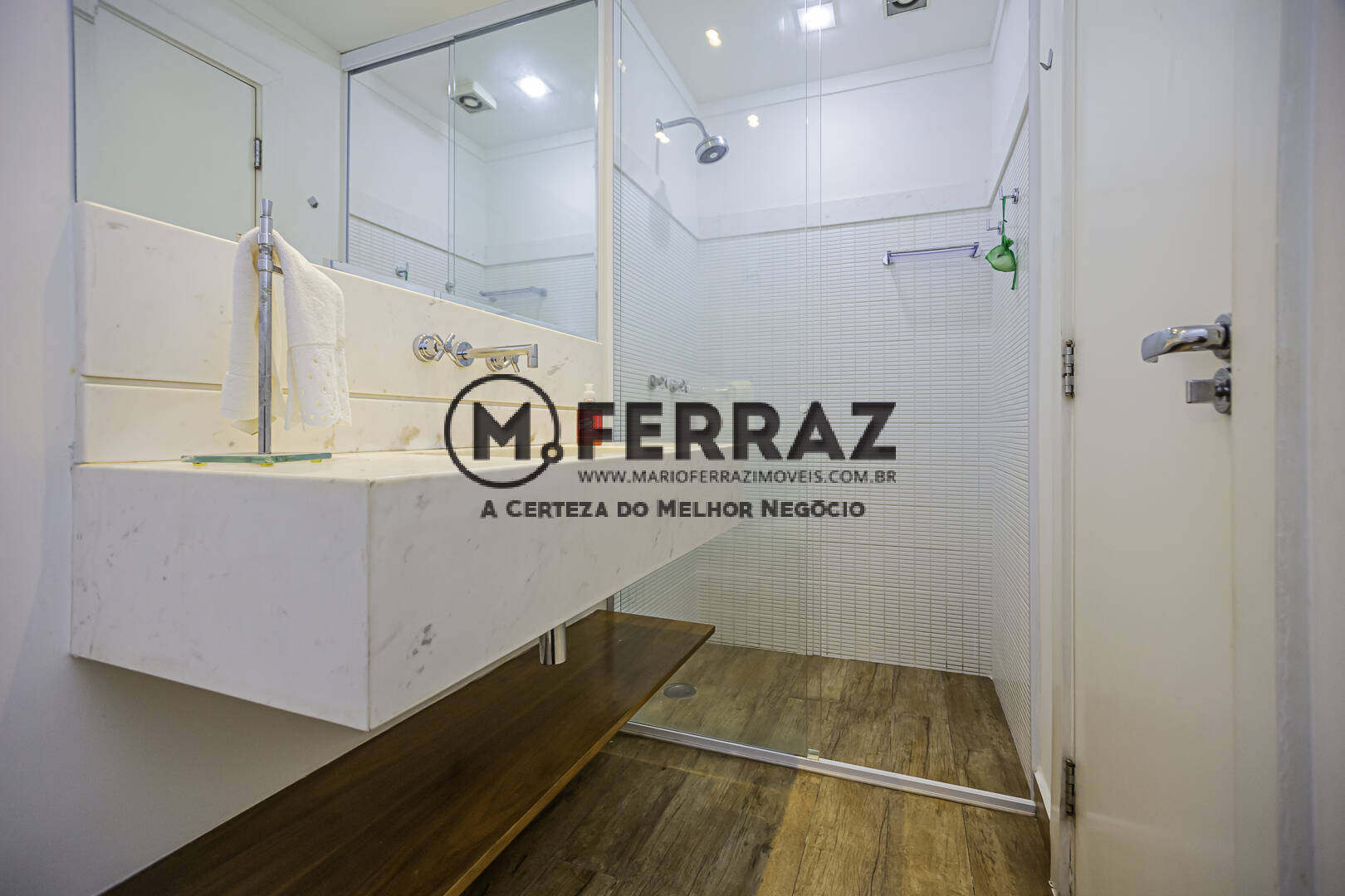 Apartamento à venda com 3 quartos, 127m² - Foto 12