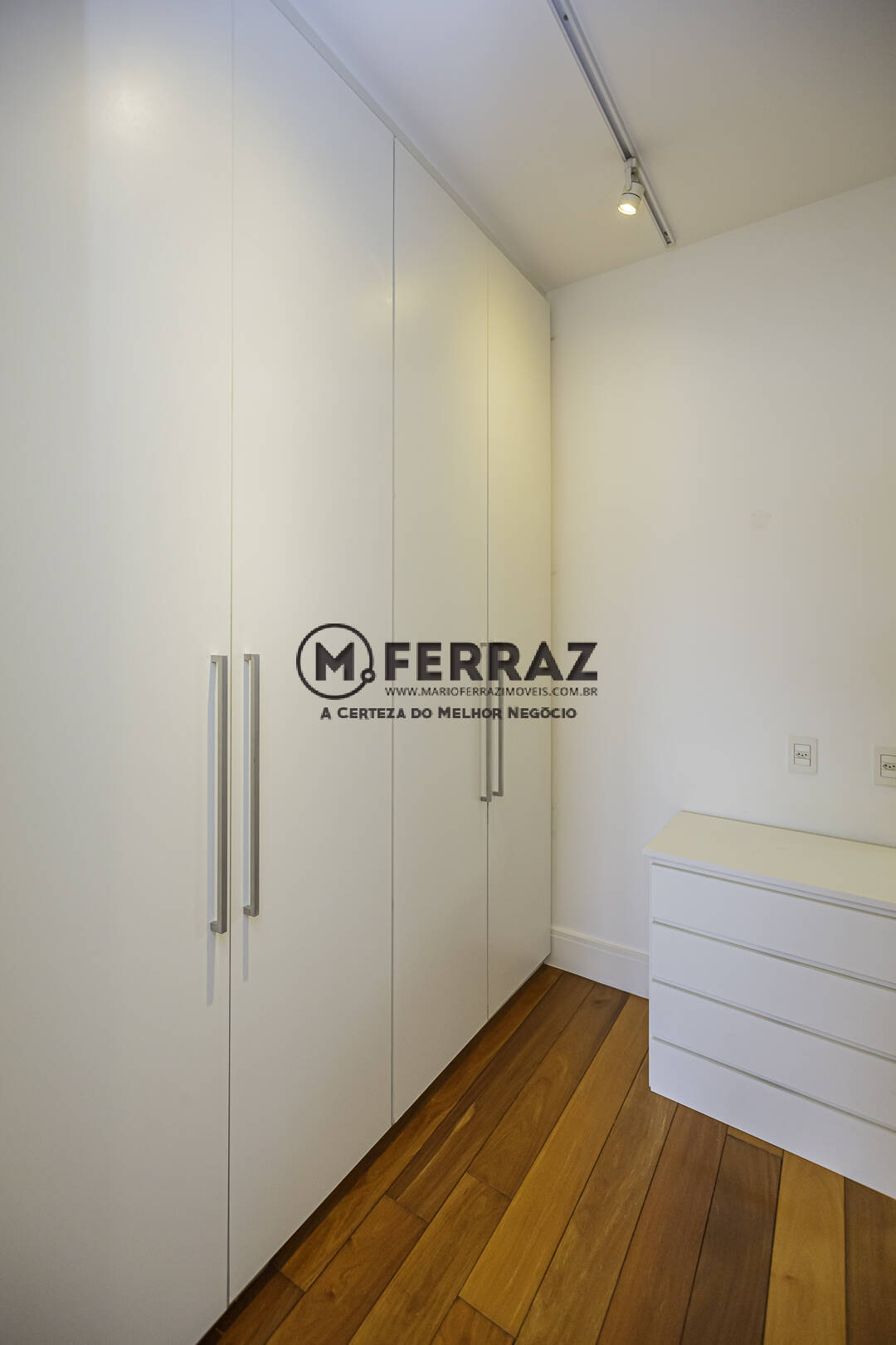 Apartamento à venda com 4 quartos, 310m² - Foto 25