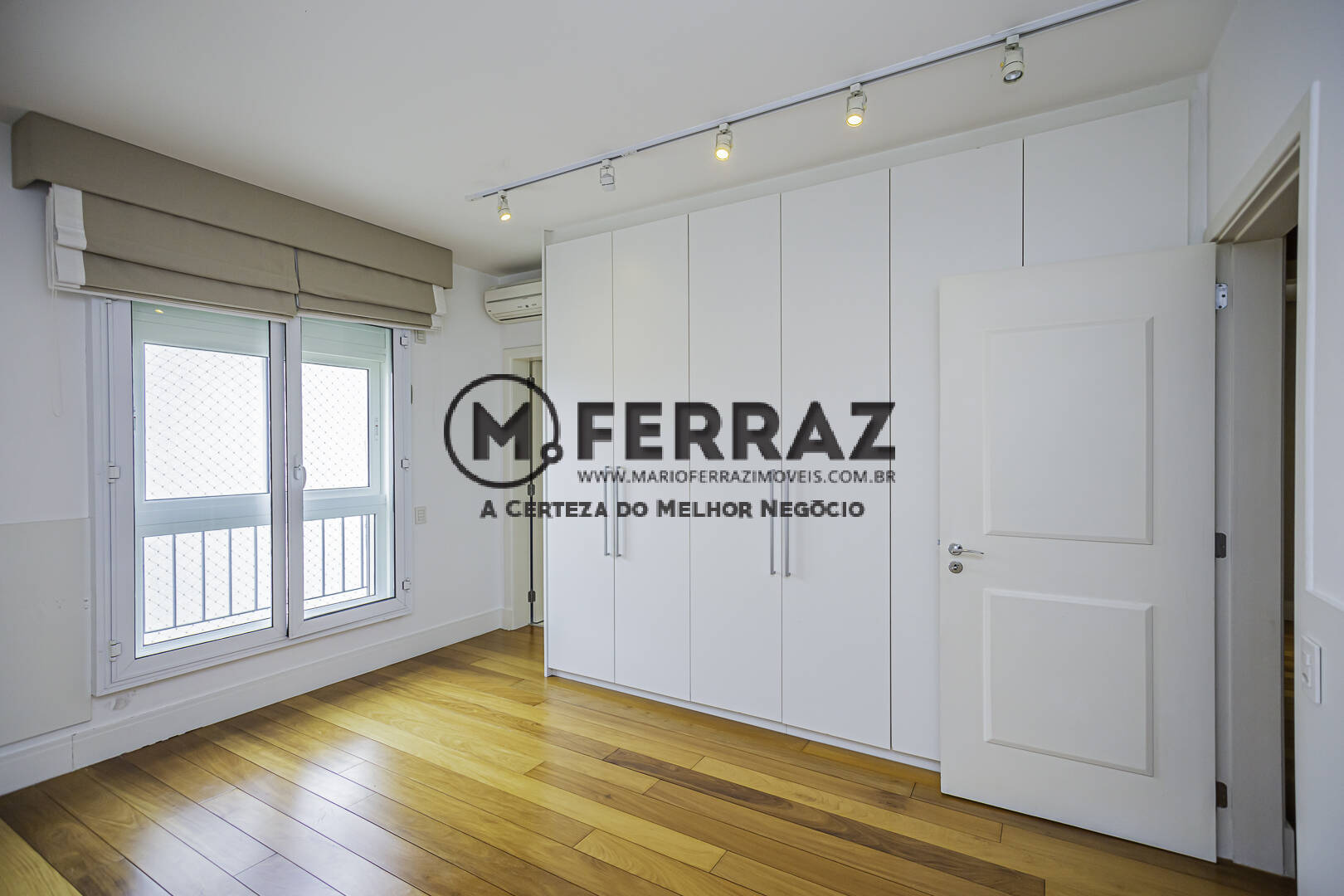 Apartamento à venda com 4 quartos, 310m² - Foto 31