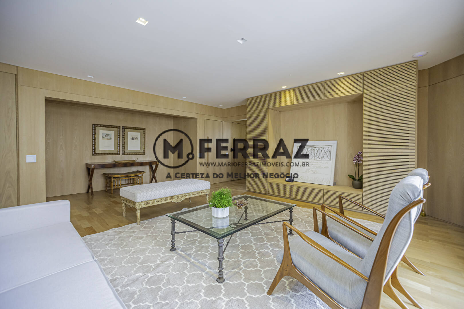 Apartamento à venda com 3 quartos, 200m² - Foto 4