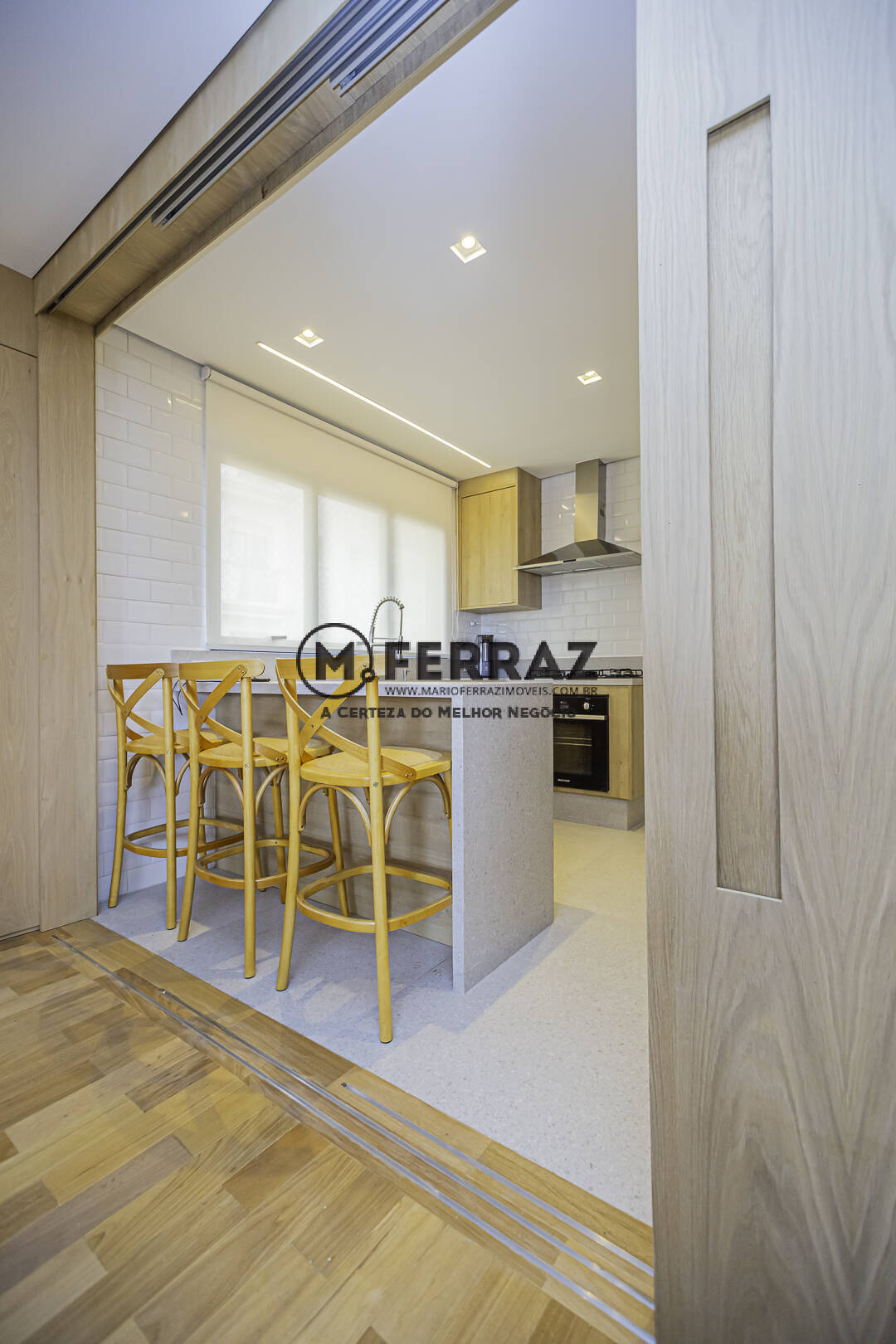 Apartamento à venda com 3 quartos, 200m² - Foto 12