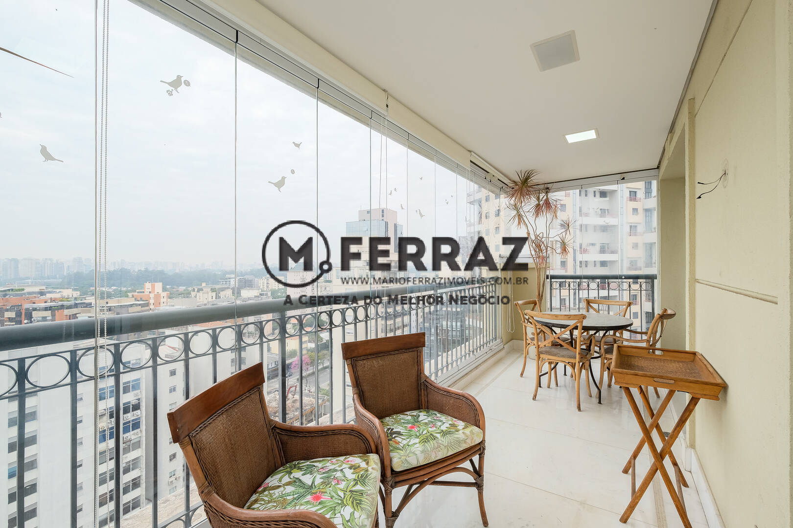 Apartamento para alugar com 3 quartos, 294m² - Foto 8