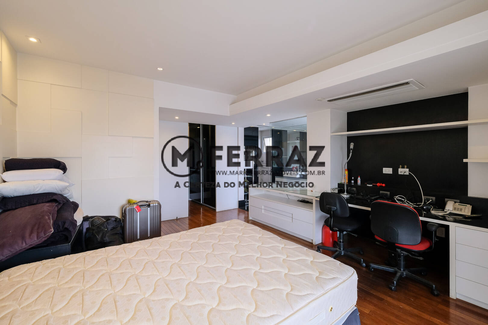 Apartamento para alugar com 3 quartos, 294m² - Foto 27