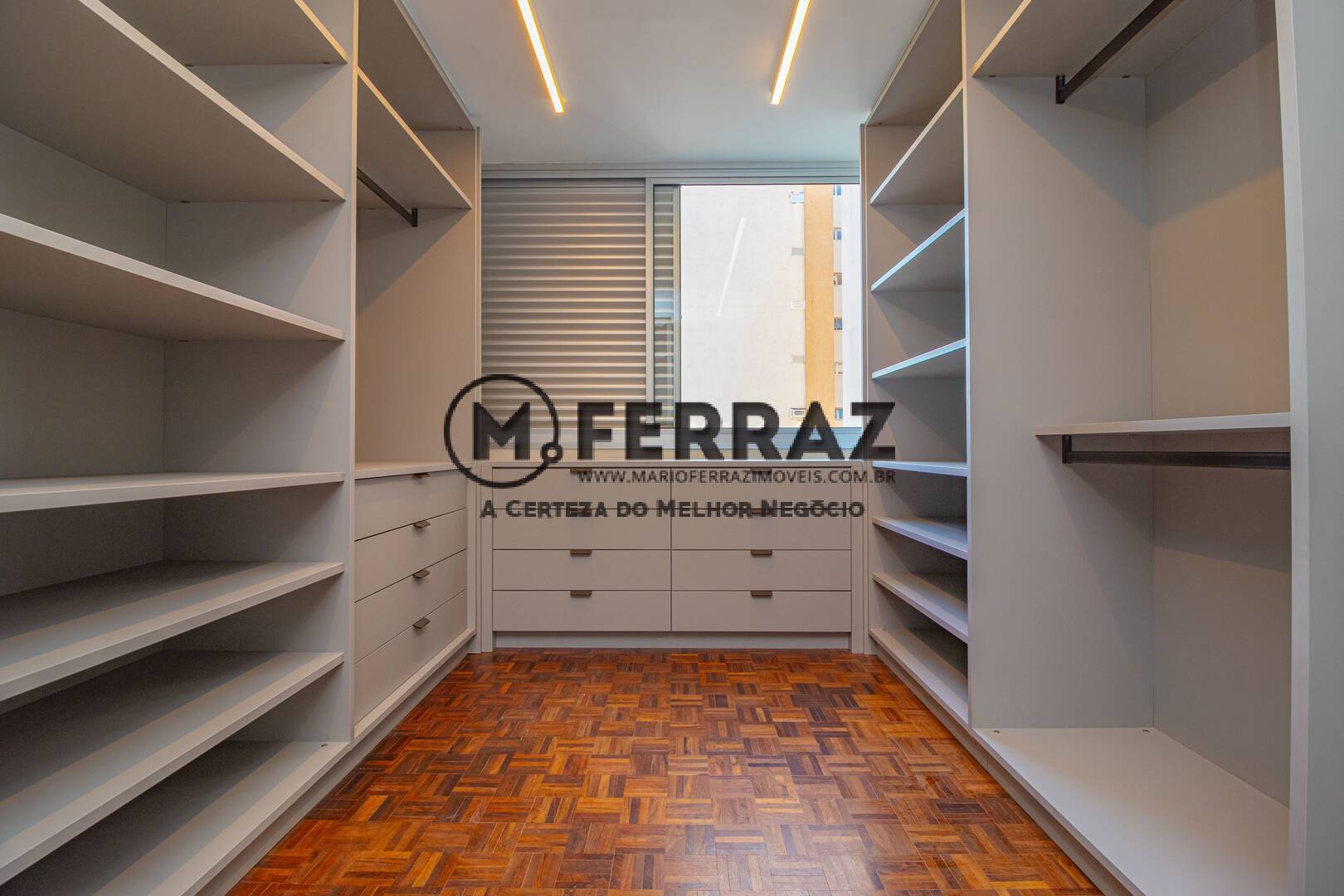 Apartamento à venda com 2 quartos, 157m² - Foto 7