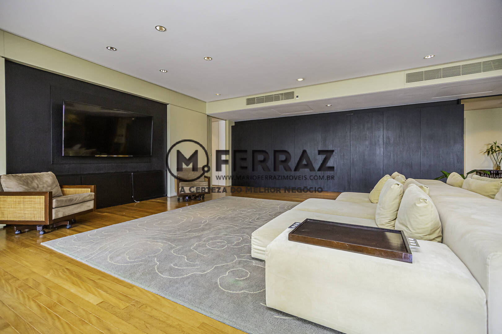 Apartamento para alugar com 4 quartos, 433m² - Foto 4