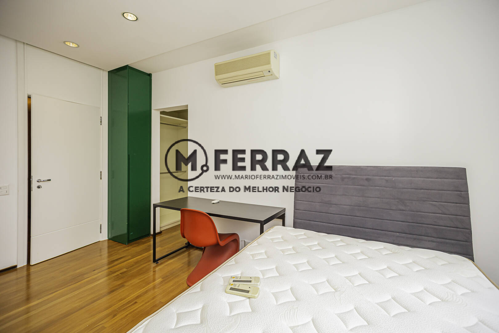 Apartamento para alugar com 4 quartos, 433m² - Foto 30