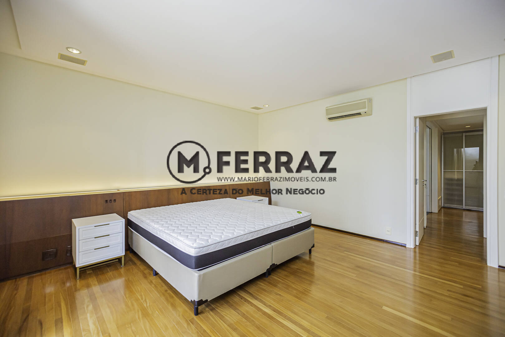 Apartamento para alugar com 4 quartos, 433m² - Foto 17