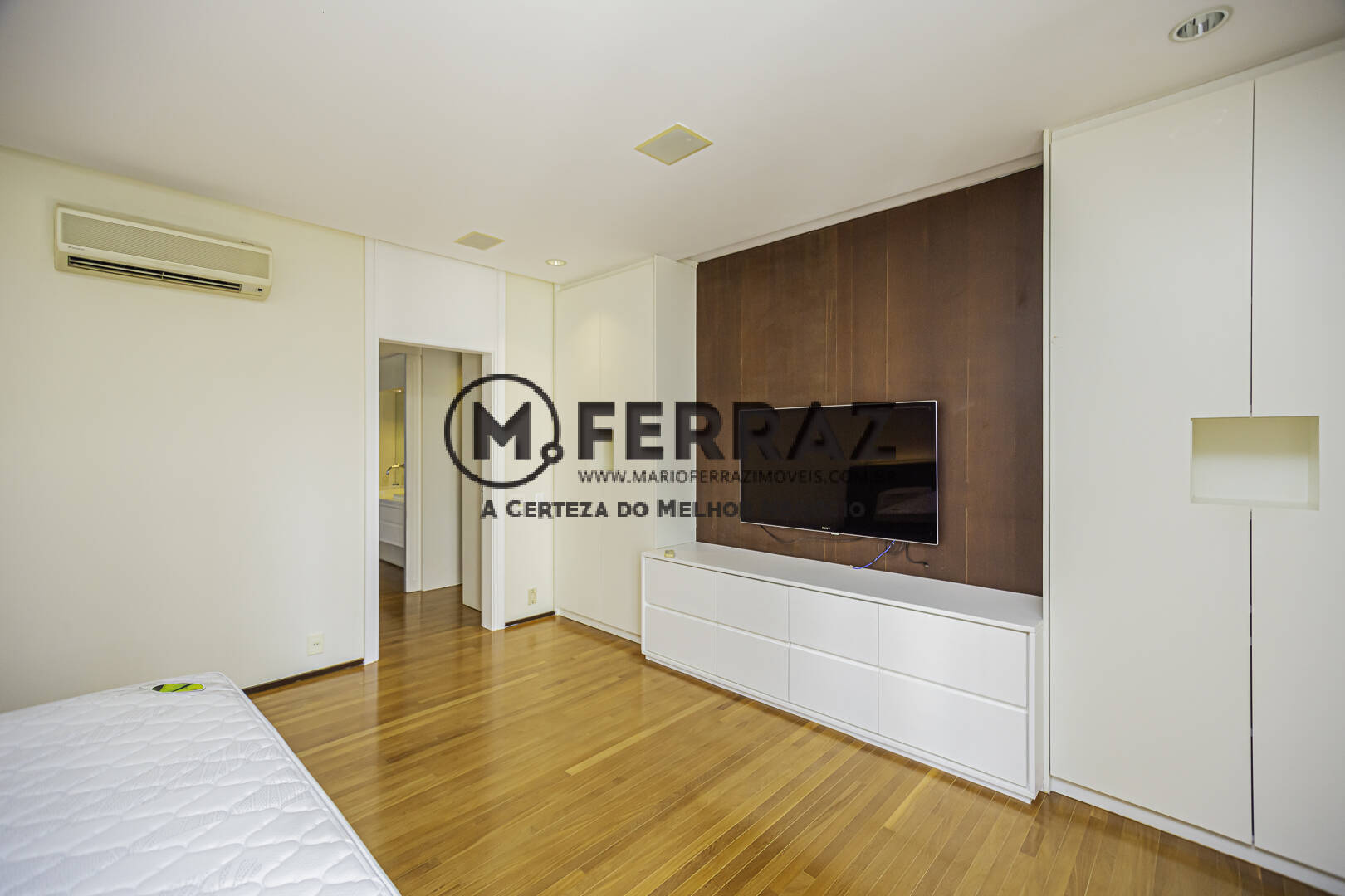 Apartamento para alugar com 4 quartos, 433m² - Foto 18