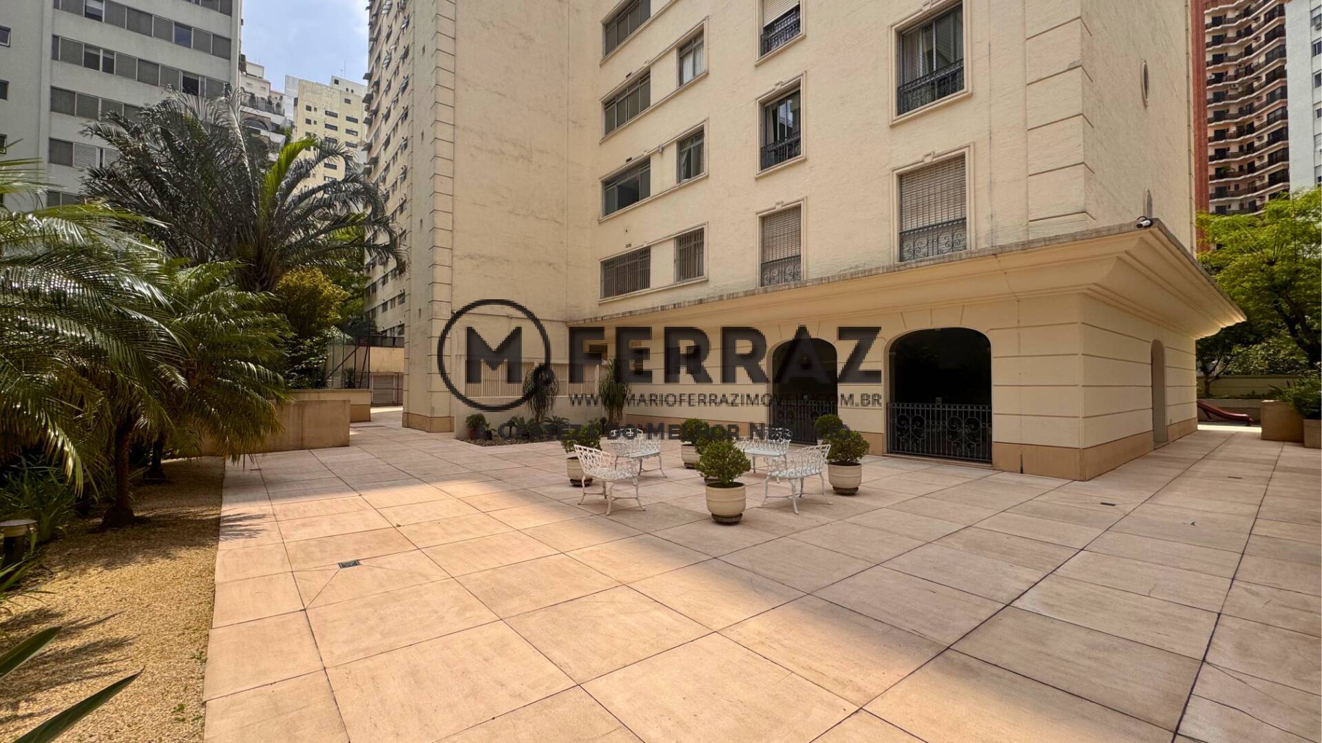 Apartamento à venda com 3 quartos, 221m² - Foto 30