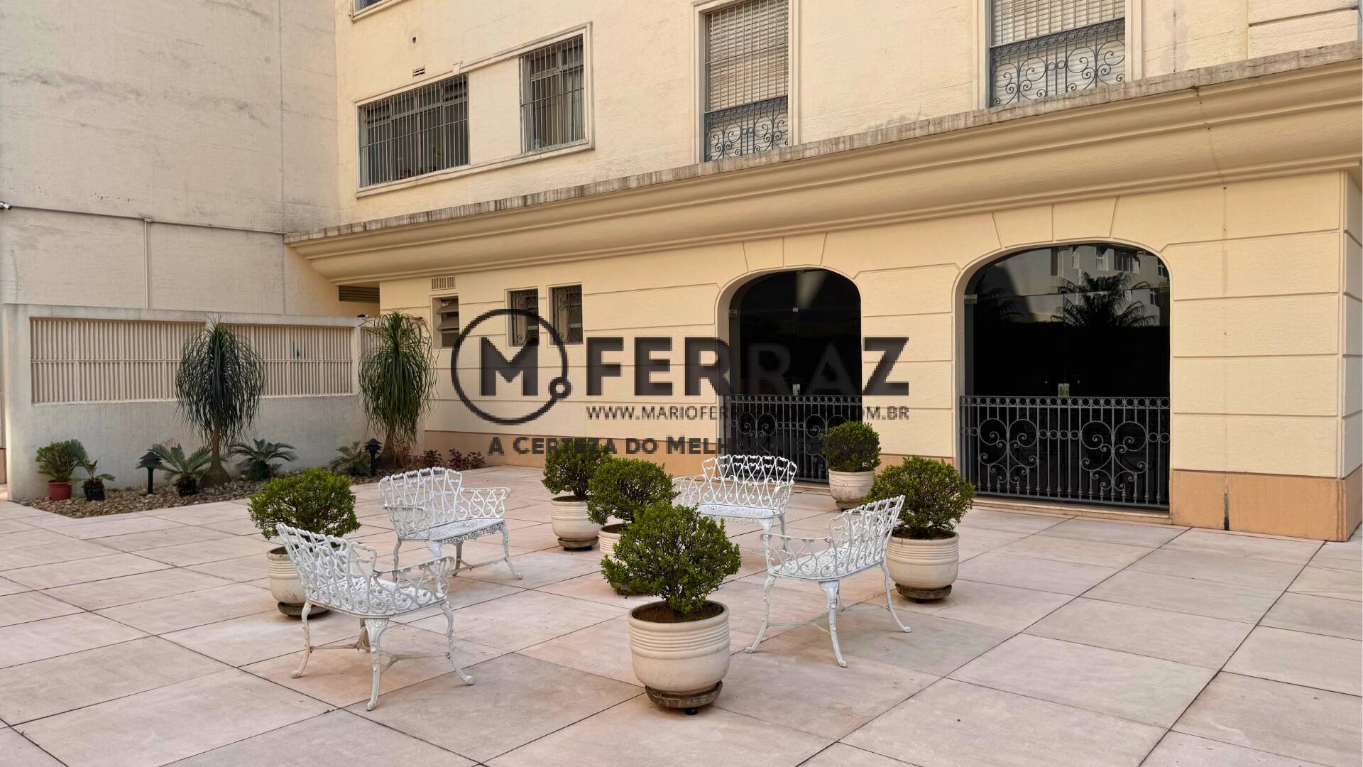 Apartamento à venda com 3 quartos, 221m² - Foto 31